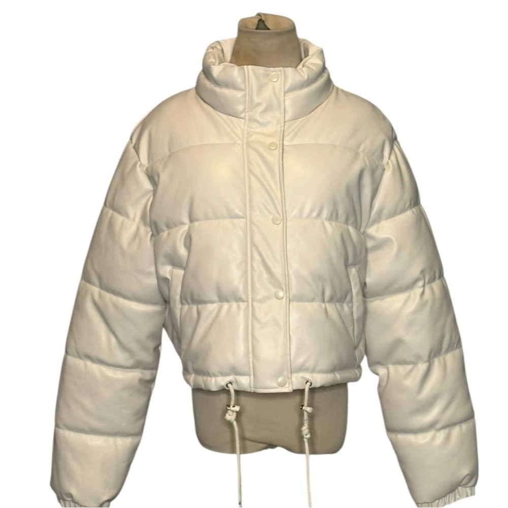 Love Tree Cropped Cream Puffer Jacket